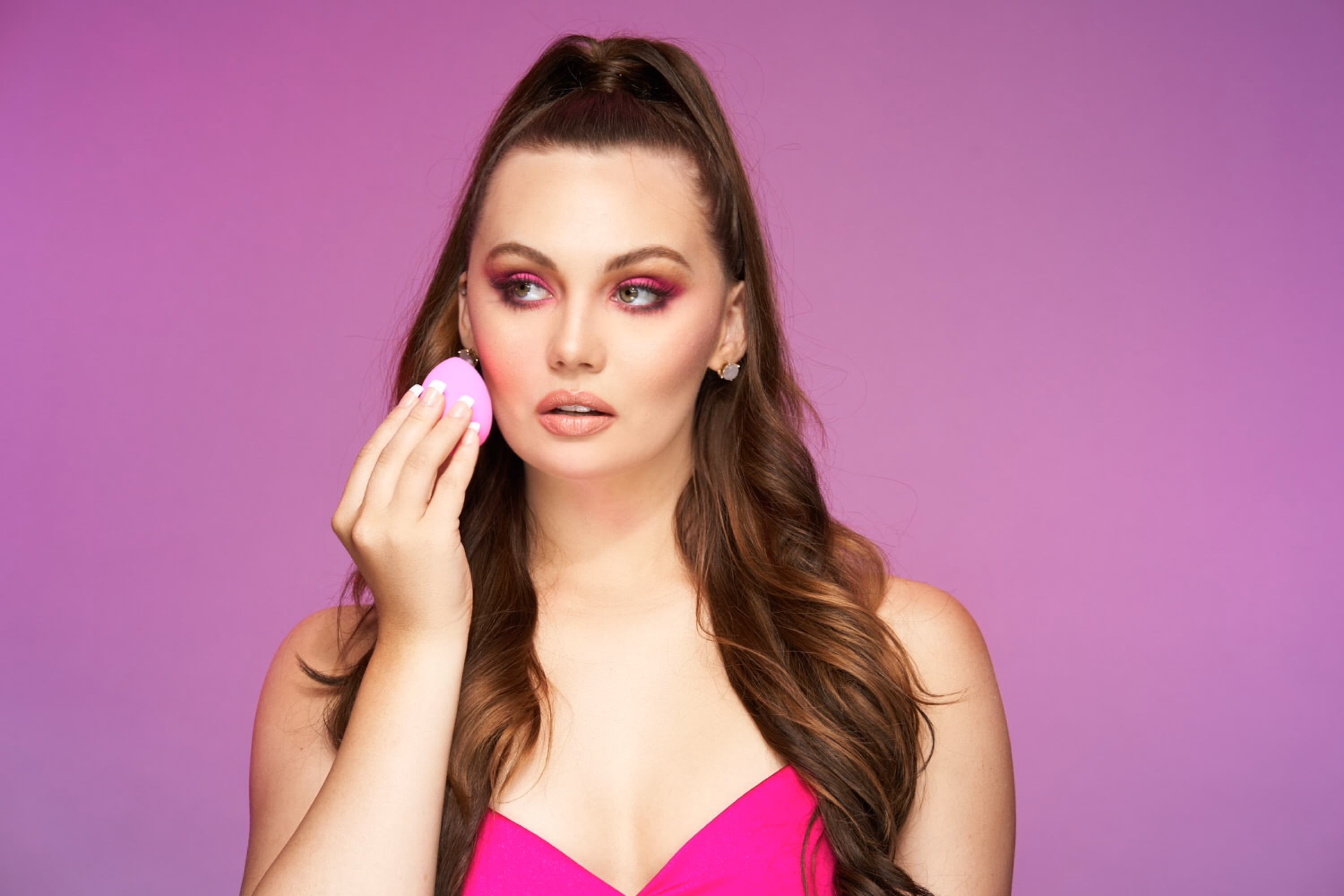 Precision Blending Sponge in use